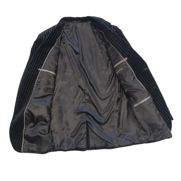Bellissimo Velvet Black Grey Pinstripe Blazer Size  44R - Picture 7 of 11